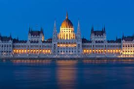 Το βίλνιους είναι μια από τις δημοφιλέστερες πόλεις στις χώρες της βαλτικής. Natassa Travel Ta Top 10 A3io8eata Ths Boydapesths