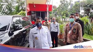 Di tengah masa pandemi koronavirus di jawa tengah, ganjar pranowo mengatakan akan menyiapkan tempat makam pahlawan bagi tenaga medis yang meninggal dunia karena virus corona. Gubernur Kaltara Zainal Paliwang Ke Kpk Minta Wejangan Cegah Korupsi