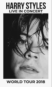 Black And White Harry Styles Poster Pin De Krismasari En Wall Collage Black And White En 2020 Carteles Minimalistas De Peliculas Carteles De Disney Collage De Pared