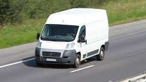 Code de la route camionnette. Transport De Marchandises Camionnettes Et Camions Ornikar