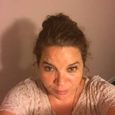 Julie Fox (@jujufox72)