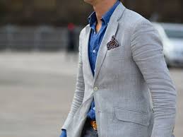 But pay attention to the red carpet awards on tv and you'll see many of the men wearing a suit with out a tie. How To Wear A Suit Without A Tie Guide
