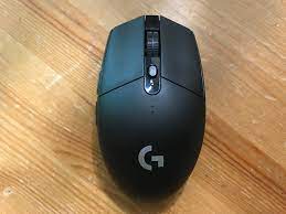 Logitech g305 is an excellent remote gaming mouse. Logitech G305 Wireless Gaming Mouse Review Ign