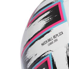 All the football fans enjoy the uefa euro 2021 matches adidas has been revealed the official match ball for the uefa euro 2021 and it is also know as uniforia ball. Adidas Euro 2020 2021 Uniforia League 350 Gramm Fussball Weiss Fussballgott24 Himmlisch Shoppen Teuflisch Gunstig