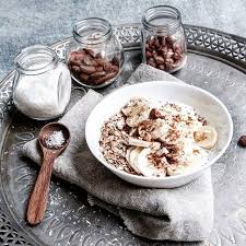 Ptit Dej Yaourt Aux Graines De Chia Granola Maison Amandes Noisettes Noix De Coco Rapee Banane Miel Yummy Handmade Breakfast Homemade L Eda