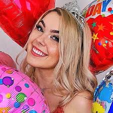 kat steele (@kath_steele)