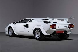 It is one of the many exotic designs developed by italian design house bertone, which pioneered and popularized the sharply angled italian wedge shape. Lamborghini Countach Chelsea 1979