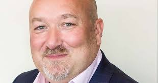 Steven Jacques's Instagram, Twitter & Facebook