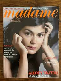 SPECIAL KATE MOSS-MAGAZINE VOGUE FRANCE-n°1030 sept 2022-french fashion EUR  29,00