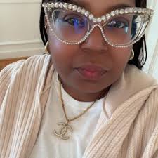 They were challenge to sell 20 pieces and did that and more!!!  Congratulations my beautiful frontline queens! I'm so very proud of each of  you! 🤜🏼💎🤛🏼 Kathy Cashmere Tara Freeman Camille Cochran-Turner