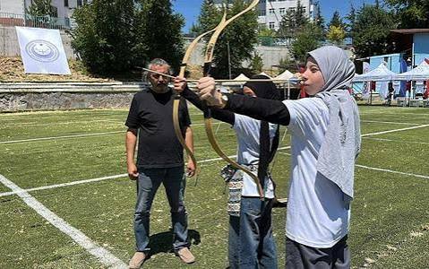 Tarihi Ok Meydanı Yeniden Canlanıyor: Kütahya'da Türkiye Şampiyonası Heyecanı!