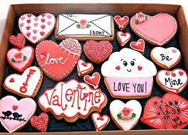 70 Valentines Day Cookies That Ll Make You The Star Of The Show En 2020 Lindas Galletas Galletas De Amor Galletas De Azucar Decoradas