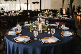 Romantic Navy Blue And Greenery Inspired Lakeland Wedding Haus 820 In 2020 Wedding Table Linens Blue Wedding Receptions Wedding Reception Table Linens