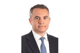 Houlihan Lokey share insight