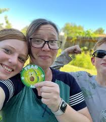 A sweet bookstagramer friend had a birthday last week and took a a similar  picture. ❤️ I loved it so much, I wanted to copy the idea… but do you know  how