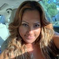 Carla Knox's Instagram, Twitter & Facebook