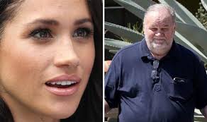 Meghan markle and her mother, doria ragland, were photographed arriving to the hotel they'll be staying at the night before the royal wedding. Meghan Markle Being Harmed By Father Thomas Markle But Mother Doria May Intervene Royal News Express Co Uk
