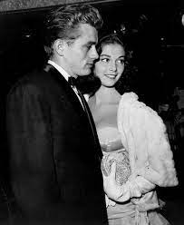 special moments pier angeli and james dean 男優 趙雲 俳優