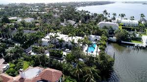Authorities just released footage taken in 2005 from inside jeffrey epstein's massive palm beach estate, and it's exactly as disgusting as you'd expect. Jeffrey Epstein Survivors On Coming To Terms With What Happened To Them In Palm Beach I Had Blamed Myself For All These Years Abc News