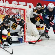 Du bist unterwegs oder in einem meeting, willst das spiel aber trotzdem verfolgen? Eishockey Wm Deb Team Zittert Um Viertelfinal Einzug Pleite Gegen Die Usa Adler Mannheim