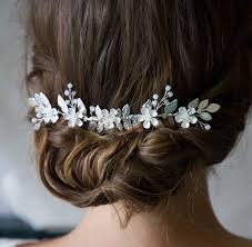 Retrouvez d'accessoires pour cheveux : Accessoire De Cheveux Mariage Boheme Fleurs Feuilles Lidia