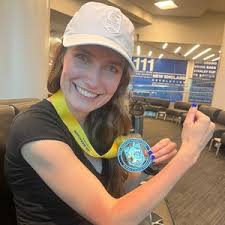 Elizabeth (@every.dayelizabeth)