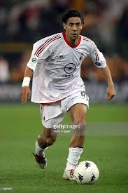 Rui manuel césar costa, noto semplicemente come rui costa (lisbona, 29 marzo 1972), è un dirigente sportivo ed ex calciatore portoghese, di ruolo centrocampista, presidente del benfica. Manuel Rui Costa Of Ac Milan In Action During The Serie A Match Ac Milan Milan A C Milan
