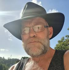 What type of tick is this and which animals carry them in Martinsville?