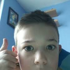 Daniel Begley (@MonkeymanYT)