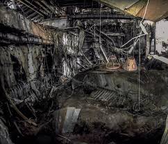 At first, chernobyl reactor 4 was covered with a huge sarcophagus. Rare Photo Inside Reactor 4 Of Chernobyl Npp That Exploded On April 26 1986 Credits To Alexandr Kupnyi Interestingasfuck
