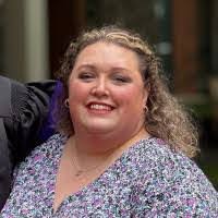 Allison Fender's Instagram, Twitter & Facebook