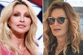 Paola ferrari (born paola francesca ferrari) is an italian journalist, television presenter, and politician. Paola Ferrari Sull Ex Amica Daniela Santanche Tra Le Piu Grandi Delusioni Della Mia Vita