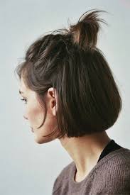 10 Drop Dead Gorgeous Ways To Style Short Hair Her Campus Short Hair Styles Short Hair Dos Hair Styles