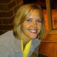 Elena Hess's Instagram, Twitter & Facebook