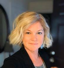 Kristin Haight's Instagram, Twitter & Facebook