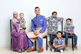 Riza was born to abdul aziz nong chik and rosmah mansor in malaysia. Fazley Yaakob Naik Pelamin November Depan Hiburan Mstar