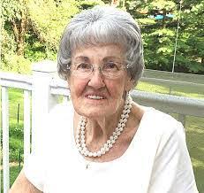 Damian Bland's Instagram, Twitter & Facebook