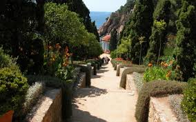 See all things to do. Botanischer Garten Marimurtra Camping Am Strand Inblanes