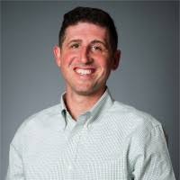 40+ "Daniel Pe" profiles