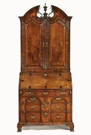 A Rare Irish George Ii Period Walnut Bureau Bookcase Attributed To The Kirchoffer Family Antike Mobel Antike Einrichtung