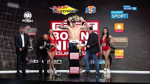 Nie polsat boxing night a janusz boxing night, przecież ta karta to jakaś parodia. Cc9y3usepw1aym