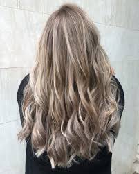 It is sometimes simply a matter of individual perception. 35 Charismatic Light And Dark Ash Blonde Hairstyles 2020