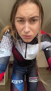 Tohle není PYŽAMOOO🕺🏿🕺🏿 Vektor oujeee…jako veličina, co má směeer ...