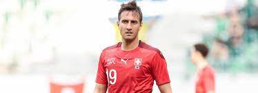 In 1920 there was 1 gavranovic family living in illinois. Mario Gavranovic Will Dinamo Zagreb Verlassen Wechsel Zu Fenerbahce