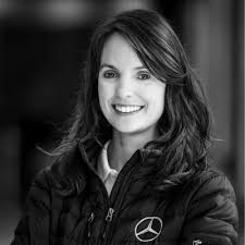 ✨ Nous avons visité les usines Mercedes-Benz & Mercedes-AMG et nous avons  pris une claque ! Que l'on soit rookie ou en poste depuis 22 ans dans la  Marque l'émotion était palpable