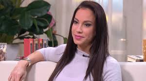 Barátok, de kiderült, hogy annál egy kicsit többről van szó. Vajna Timea Ugy Erzem Alakuloban Van Kozottunk Valami 24 Hu