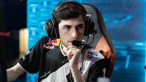 Portrait photo of terri rizzo. Rizzo Rocket League Retirement