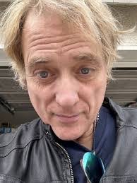 Scott Bogdan's Instagram, Twitter & Facebook