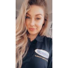 Kara Buckley's Instagram, Twitter & Facebook