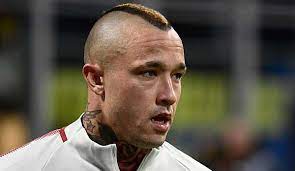 Radja nainggolan ile ilgili tüm video, fotoğraf ve haberler hürriyet'te. Roma Star Nainggolan Vor China Wechsel